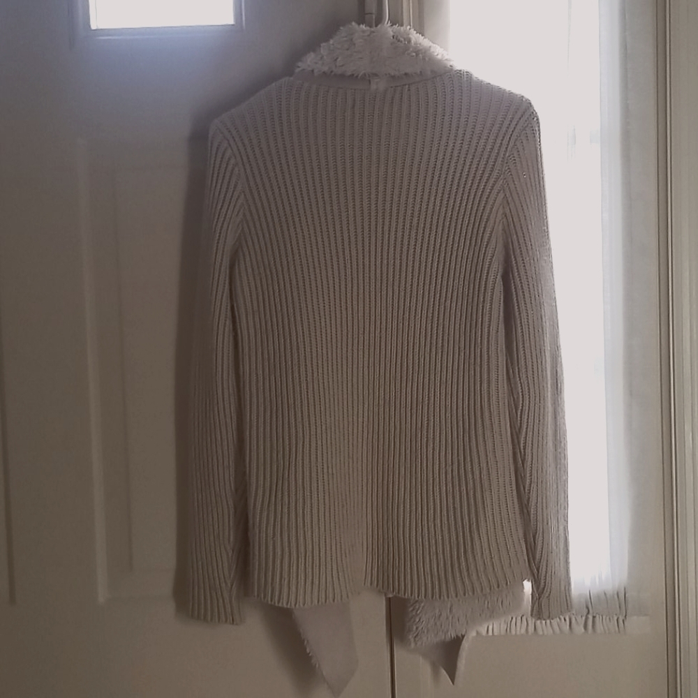 Sweater - Picture 2 of 3